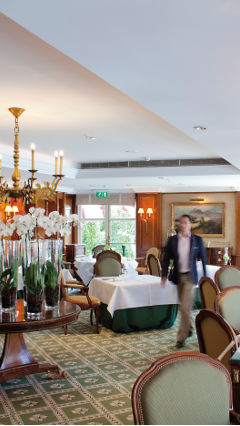 Philips' hospitality lighting products at Restaurant La Rive are adjustable, making them more sustainable