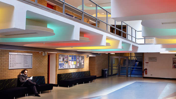 Philips Lighting helps bring energy-efficient, eye-capturing lighting to the University of Surrey foyer