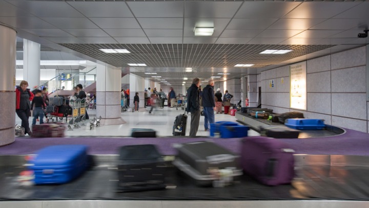 How lighting affects travelers' mood.