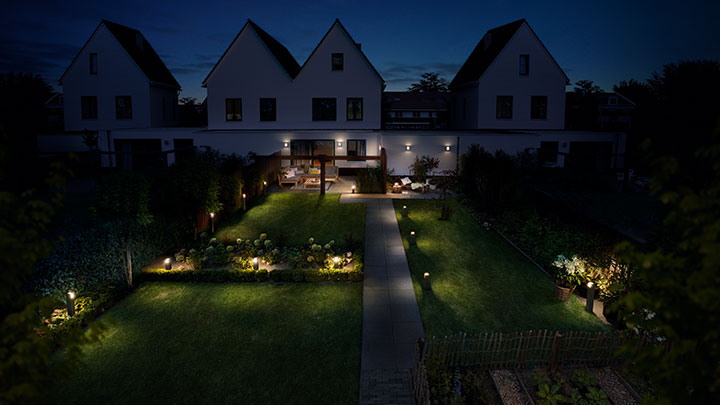 Philips 室外燈具為您的花園和露台營造夢幻的燈光環境