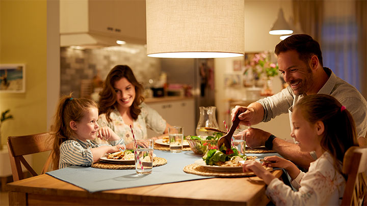 從暖白光到冷白光的照明 - Philips Wi-Fi LED WiZ Connected
